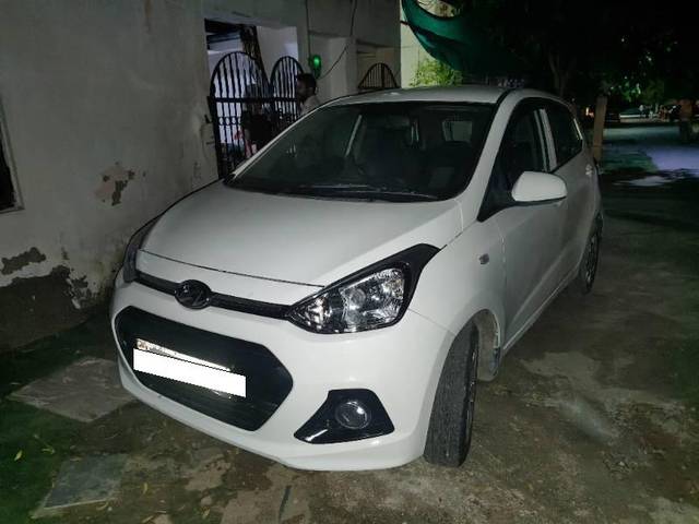 https://images10.gaadi.com/usedcar_image/4640605/original/processed_e8125080-30c2-4c3a-ad50-d9a0d06f2505.jpg?imwidth=6402