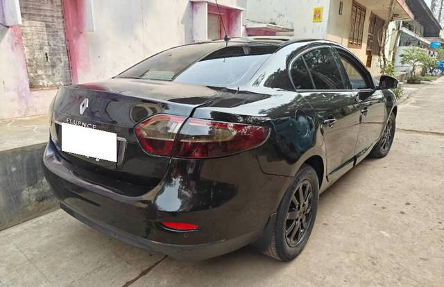 https://images10.gaadi.com/usedcar_image/4640628/original/processed_86a51b35-41fc-43be-bd8e-862752dc56e2.jpg?imwidth=6400