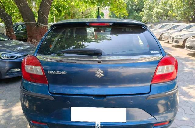 https://images10.gaadi.com/usedcar_image/4640638/original/processed_1a64d67bf34167b1b58d5d2e589c756f.jpg?imwidth=6401