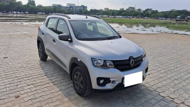 https://images10.gaadi.com/usedcar_image/4640658/original/processed_1fc1fdf255e4ad4b307da3c1e1929781.jpg?imwidth=6400