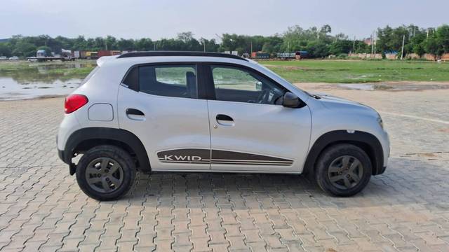 https://images10.gaadi.com/usedcar_image/4640658/original/processed_bd99ada6d2c0720bd4434c4da4fc2a85.jpg?imwidth=6401