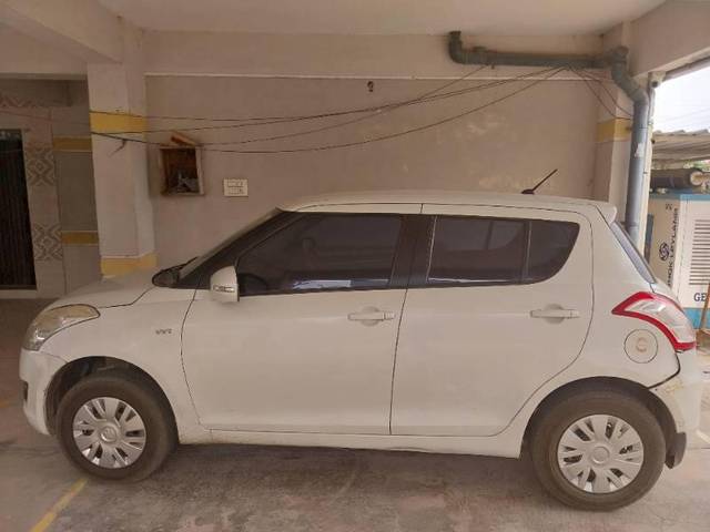 https://images10.gaadi.com/usedcar_image/4640660/original/processed_25f8adf1-8d83-4018-89d8-6e64cd8de60e.jpg?imwidth=6402