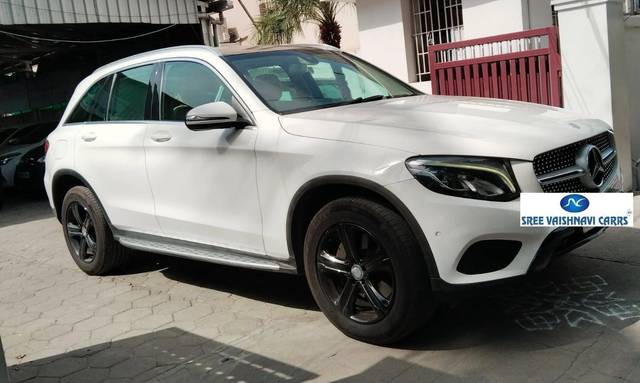https://images10.gaadi.com/usedcar_image/4640715/original/processed_1e3c759ddaee699e2d7d0e1a38da6b37.jpeg?imwidth=6400