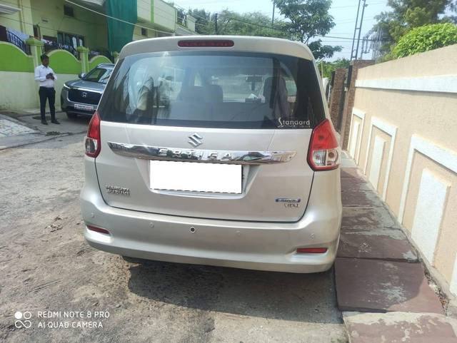 https://images10.gaadi.com/usedcar_image/4640721/original/processed_0dc0744e14db79599e4db4f3e74b9b45.jpg?imwidth=6401