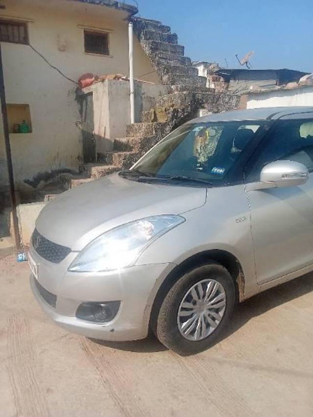 https://images10.gaadi.com/usedcar_image/4640723/original/processed_b5edd08b-b9a6-4af5-a003-6a9ba9fc1172.jpg?imwidth=6400