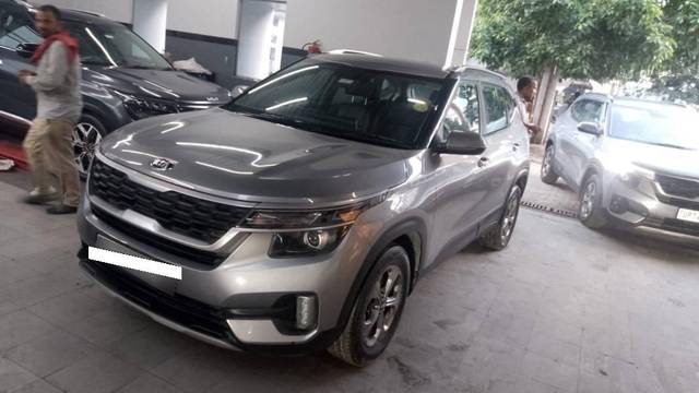 https://images10.gaadi.com/usedcar_image/4640729/original/processed_2aa1f048-5d61-4051-b8fd-4713f2daed01.jpeg?imwidth=6401