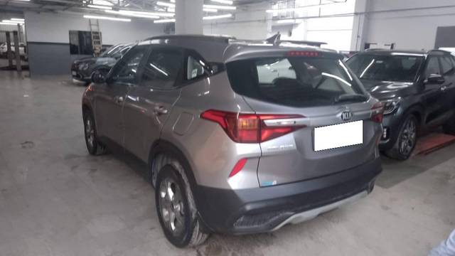 https://images10.gaadi.com/usedcar_image/4640729/original/processed_85b25ec6-2731-4847-8f90-e7479635fa05.jpeg?imwidth=6400