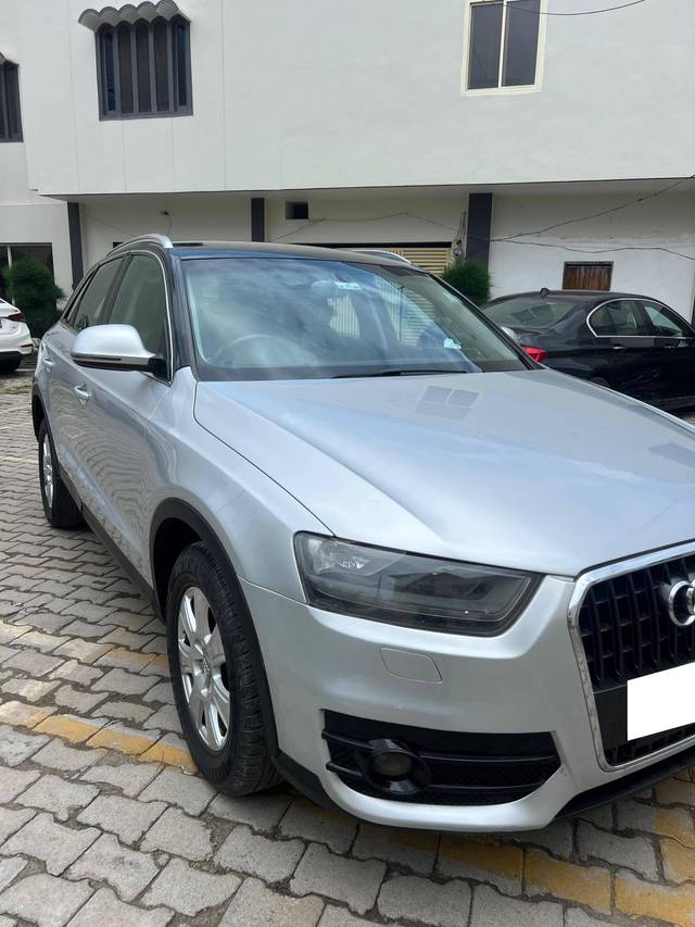 https://images10.gaadi.com/usedcar_image/4640758/original/processed_5dbd1f41d50c853135e5e2b0b23edcdc.jpg?imwidth=6401