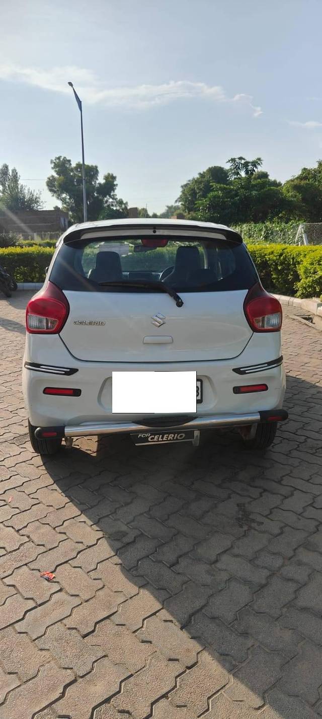 https://images10.gaadi.com/usedcar_image/4640759/original/processed_ce556f0b69fb53ef5e22a116f8478f45.jpeg?imwidth=6401
