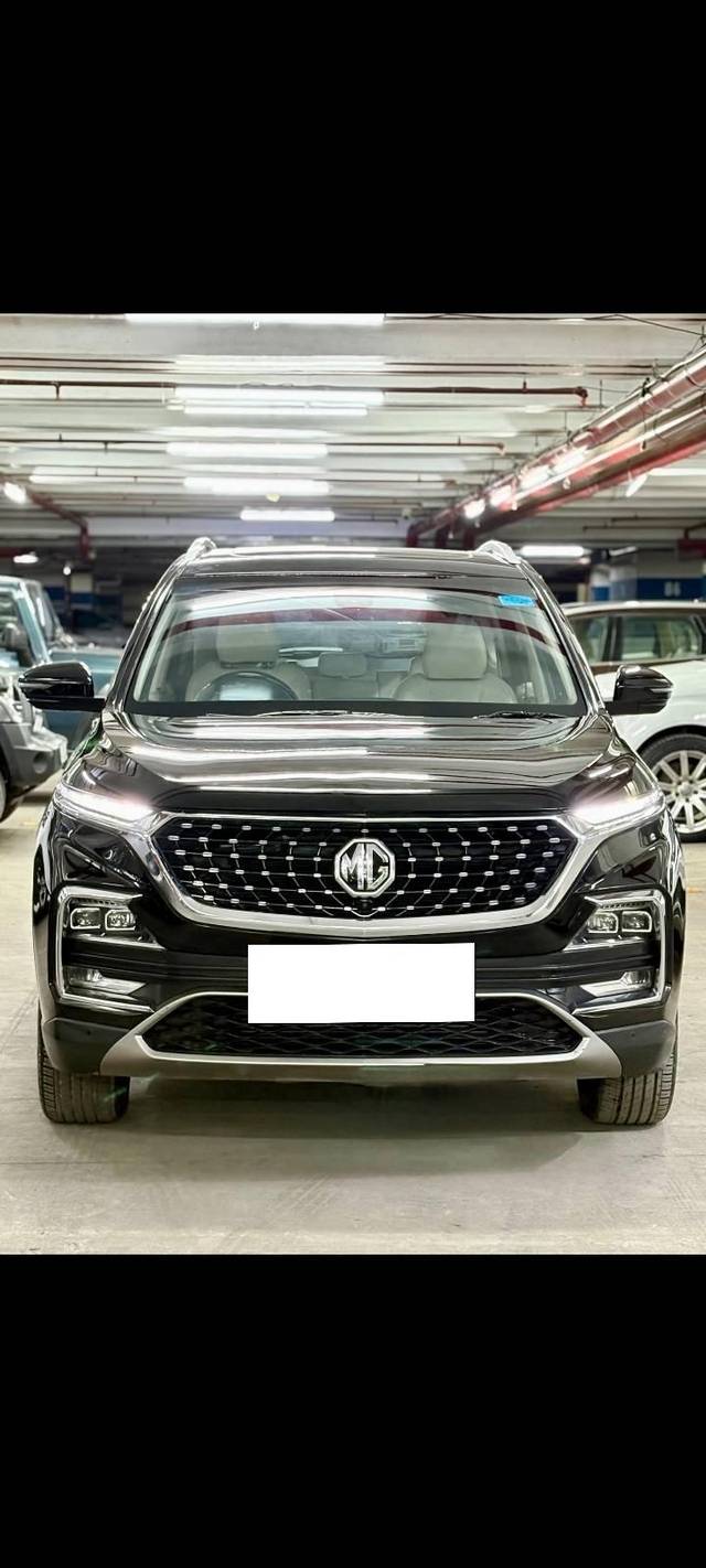https://images10.gaadi.com/usedcar_image/4640766/original/processed_253888f593e3c2d4fd5d2fe972f3dbf3.jpg?imwidth=6402