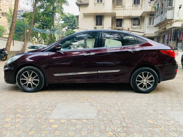 https://images10.gaadi.com/usedcar_image/4640810/original/processed_5a5550af-46d6-4a23-baf8-1b5dc683b6cf.jpg?imwidth=6400