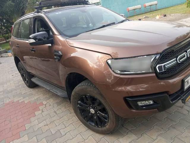 https://images10.gaadi.com/usedcar_image/4640880/original/processed_f84c0f2b-5a01-4b6a-a0b9-987053b93b9a.jpg?imwidth=6400