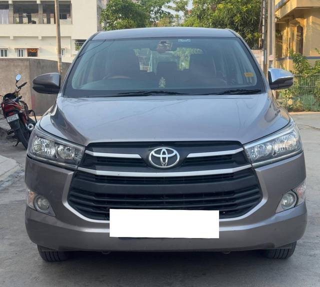 https://images10.gaadi.com/usedcar_image/4640888/original/processed_7f467bdb-c313-4baa-a0ca-511e8c1e32fc.jpg?imwidth=6400