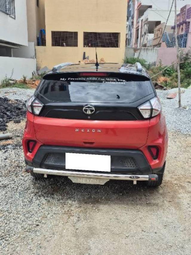 https://images10.gaadi.com/usedcar_image/4640889/original/processed_cd6b708e-6fd9-4668-bc59-2e27b6006a54.jpg?imwidth=6402