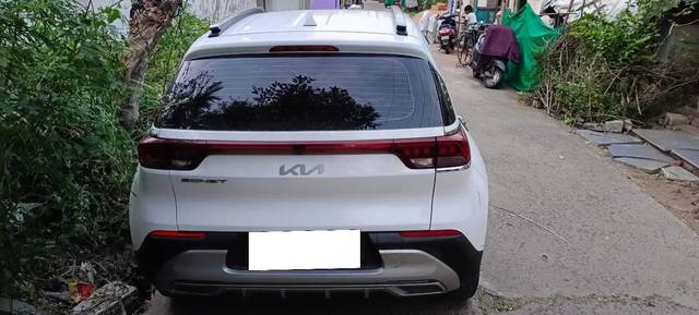 https://images10.gaadi.com/usedcar_image/4640891/original/processed_5fec267e-c5b3-40f5-a19a-d94daf25ccf5.jpg?imwidth=6402