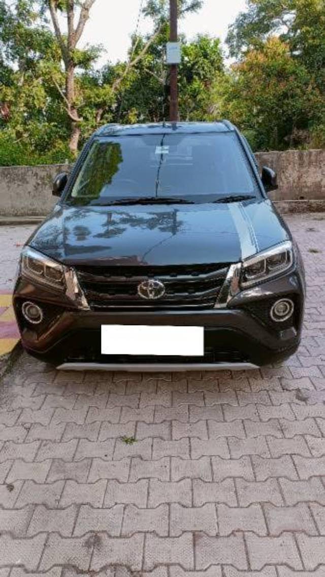 https://images10.gaadi.com/usedcar_image/4640900/original/processed_ba05b259-73c9-48db-a9a0-14d90b6e723b.jpg?imwidth=6400