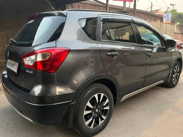 https://images10.gaadi.com/usedcar_image/4640930/original/processed_a0b592c6-0d87-4770-a327-073148dff0a1.jpg?imwidth=6401