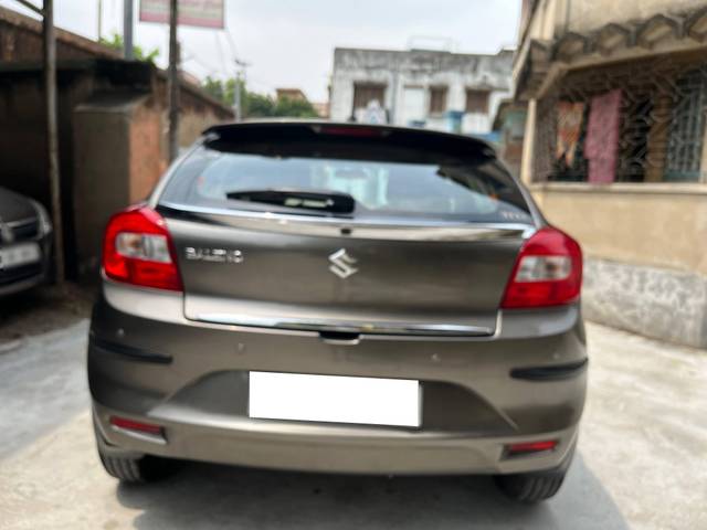https://images10.gaadi.com/usedcar_image/4640974/original/processed_de320dfd-0590-4f7e-a1d6-abafa8073aa6.jpg?imwidth=6401