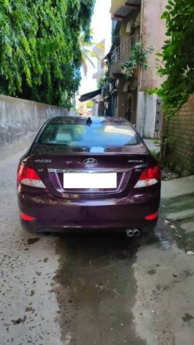 https://images10.gaadi.com/usedcar_image/4640998/original/processed_c4e1a274-8ca0-4b34-b56c-28f8c0cd6f94.jpg?imwidth=6402