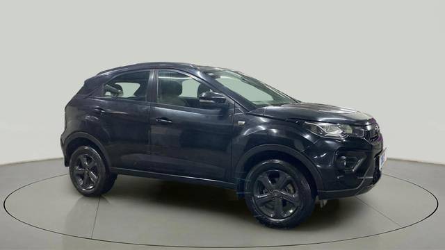 https://images10.gaadi.com/usedcar_image/4641004/original/7743b6f4e6e192f4964298598bbf4ce4.jpg?imwidth=6400