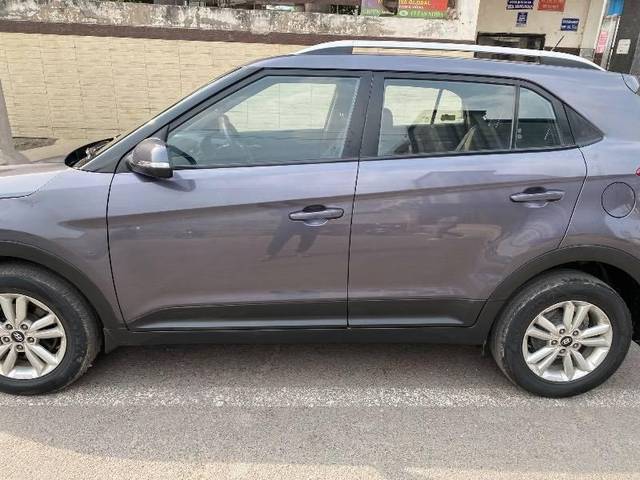 https://images10.gaadi.com/usedcar_image/4641104/original/processed_0e9732b9-92fa-4f4b-9d21-e946dd5ea9cd.jpeg?imwidth=6402