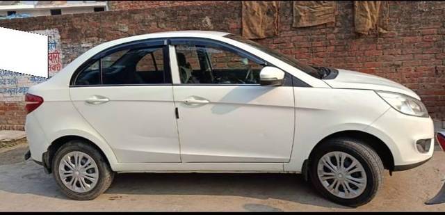 https://images10.gaadi.com/usedcar_image/4641163/original/processed_c33654d6-8dc9-411d-baa3-f2f17b9cf497.jpg?imwidth=6401