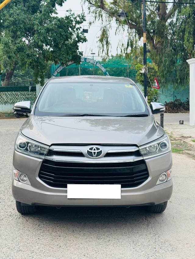 https://images10.gaadi.com/usedcar_image/4641180/original/processed_a1a5110c-2167-45cb-9cf9-cc0a892b1f2a.jpg?imwidth=6400