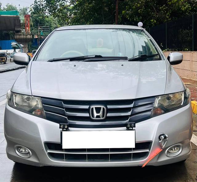 https://images10.gaadi.com/usedcar_image/4641189/original/processed_f7e4fce2172e8b8bbaccfda588d38520.jpg?imwidth=6400
