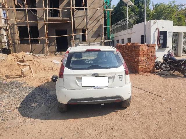 https://images10.gaadi.com/usedcar_image/4641190/original/processed_6e03a646-5acd-4976-86d7-ca5ba174d20d.jpg?imwidth=6400