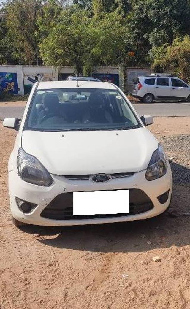 https://images10.gaadi.com/usedcar_image/4641190/original/processed_f6b15afa-d66c-4615-ab0c-6a83a66108df.jpg?imwidth=6401