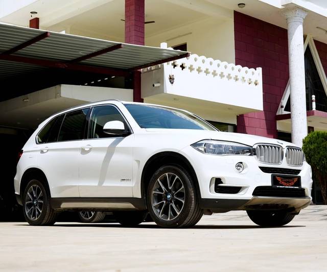 https://images10.gaadi.com/usedcar_image/4641227/original/processed_a3c2204bb7b7ed1b7806043f63720d70.jpg?imwidth=6400