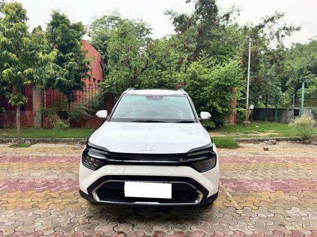 https://images10.gaadi.com/usedcar_image/4641365/original/processed_0867323a-df05-4357-8198-7ef7b0b24068.jpg?imwidth=6400