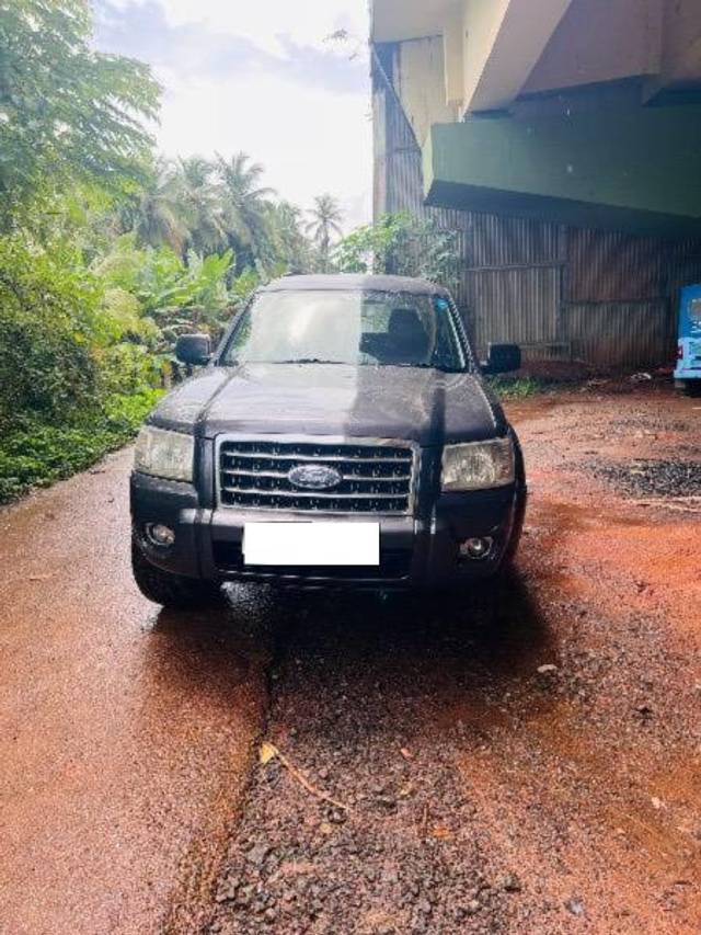 https://images10.gaadi.com/usedcar_image/4641374/original/processed_d055a488-c2d6-44ea-9d14-a50cff09a04e.jpeg?imwidth=6400