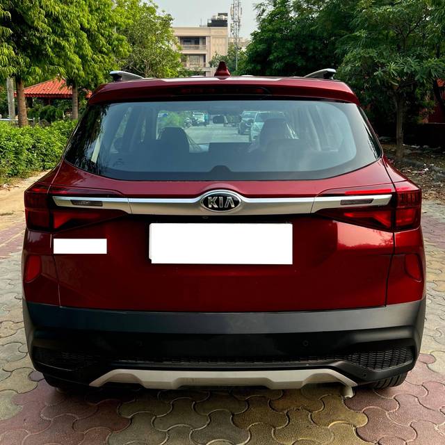 https://images10.gaadi.com/usedcar_image/4641401/original/processed_90a461a3-9cab-4bc6-8ab0-4965369bba2c.jpg?imwidth=6401