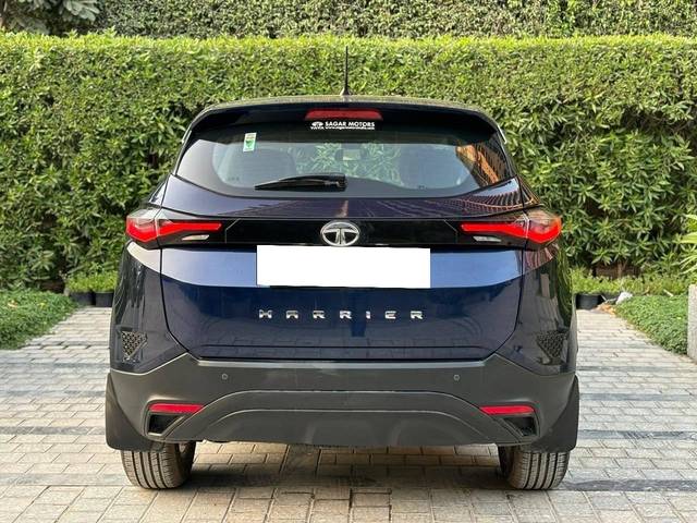 https://images10.gaadi.com/usedcar_image/4641405/original/processed_a6daccd1-deb0-4a6c-8940-cfe6942f55f8.jpg?imwidth=6402