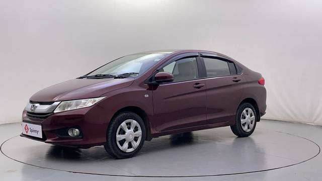 https://images10.gaadi.com/usedcar_image/4641456/original/f47f6709b77c745f4f6bbf356aa530aa.JPG?imwidth=6400
