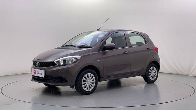https://images10.gaadi.com/usedcar_image/4641472/original/add64b37017abd024e4e6631218d20a9.JPG?imwidth=6400