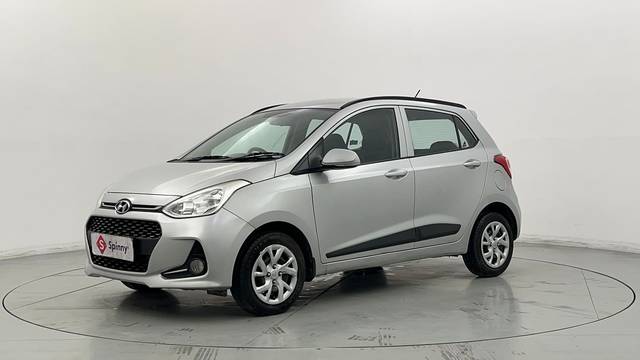 https://images10.gaadi.com/usedcar_image/4641533/original/19fd26f49c7940cd2893ec073a7cf3e0.JPG?imwidth=6400