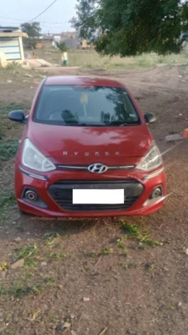 https://images10.gaadi.com/usedcar_image/4641559/original/processed_9f0a06d6-6a39-4736-89f0-4f3218d475b3.jpg?imwidth=6401