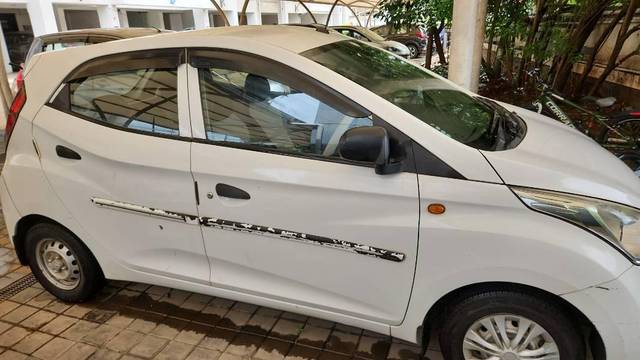https://images10.gaadi.com/usedcar_image/4641654/original/processed_f68ca371-df0a-4f9f-bfab-82f967ac8bcd.jpg?imwidth=6401