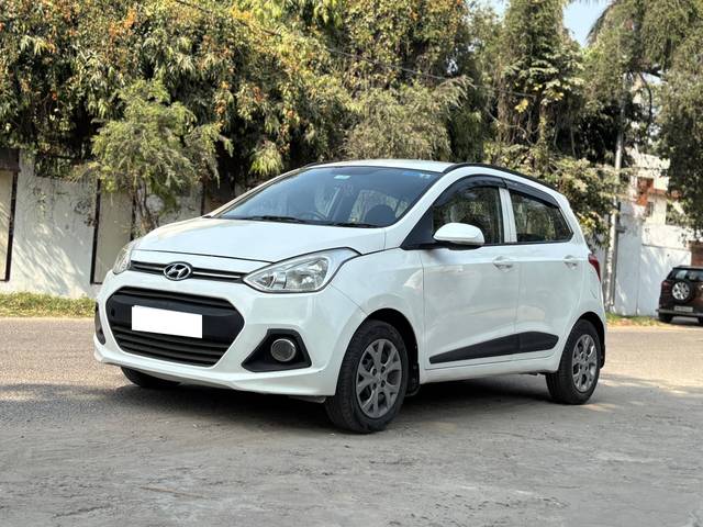 https://images10.gaadi.com/usedcar_image/4641724/original/processed_89c0f317e1a3695bf1920156ab99b189.jpg?imwidth=6400