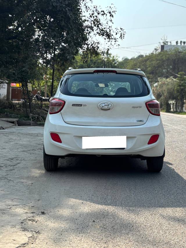 https://images10.gaadi.com/usedcar_image/4641724/original/processed_d1b8a6c7e505b5551d59d41d9c9e8c2c.jpg?imwidth=6401
