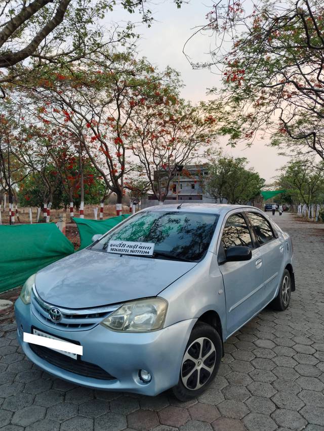 https://images10.gaadi.com/usedcar_image/4641737/original/processed_ce54a83a13f4f7ccb1549320c6b01ae8.jpg?imwidth=6402