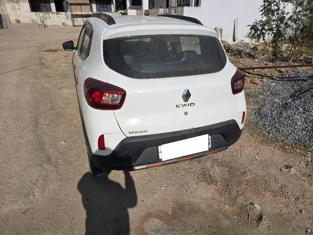 https://images10.gaadi.com/usedcar_image/4641747/original/processed_4ea65359-8a7d-4fc0-8314-5f9d4945e2df.jpg?imwidth=6401