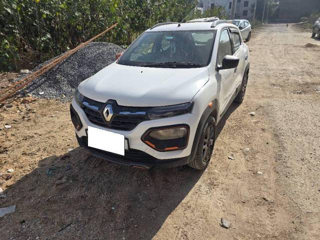 https://images10.gaadi.com/usedcar_image/4641747/original/processed_cd35ab2d-e9de-40a8-8587-2c808e5210d9.jpg?imwidth=6400