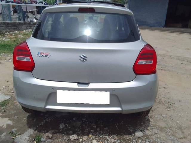 https://images10.gaadi.com/usedcar_image/4641833/original/processed_f63acb5791a0ea090a2f80479132328a.jpg?imwidth=6402