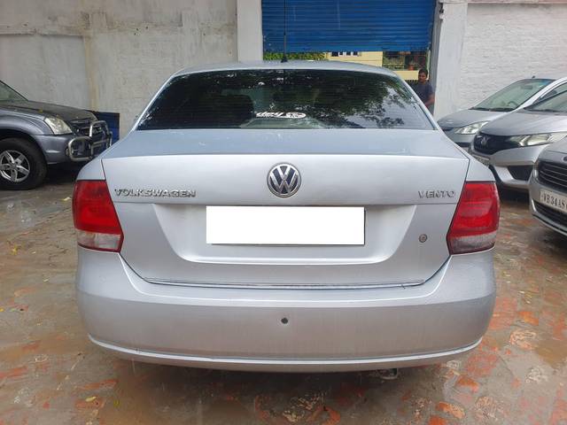 https://images10.gaadi.com/usedcar_image/4641846/original/processed_5f2400fd77243766a98f882f5e71eb10.jpg?imwidth=6401