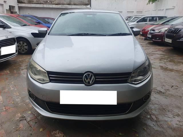 https://images10.gaadi.com/usedcar_image/4641846/original/processed_cf4b3b72414d6b7d380c026d0aab6285.jpg?imwidth=6402
