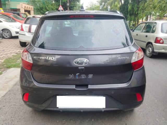 https://images10.gaadi.com/usedcar_image/4641847/original/processed_fe9f84e568da3194ed94a78e223e89aa.jpg?imwidth=6401