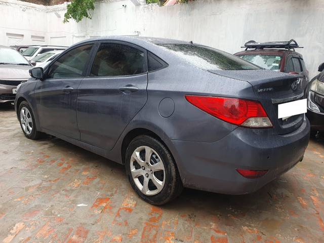 https://images10.gaadi.com/usedcar_image/4641848/original/processed_358b5e093fe7834d5508e20693615353.jpg?imwidth=6402